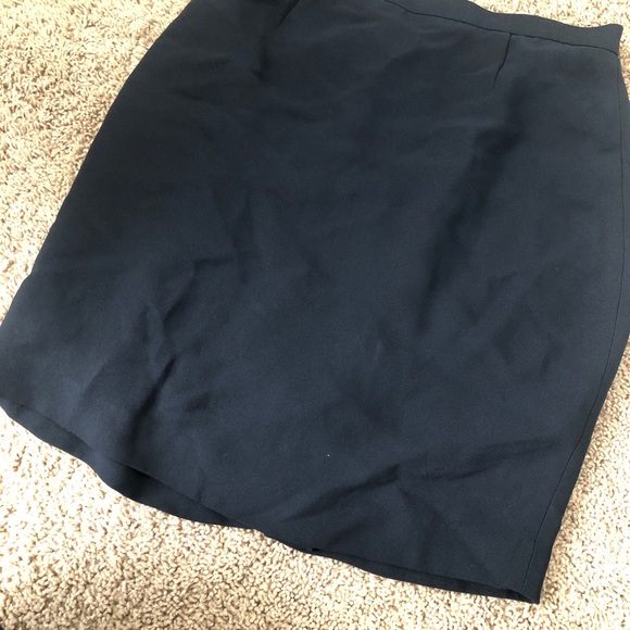 Suite - Picture 5 of 5